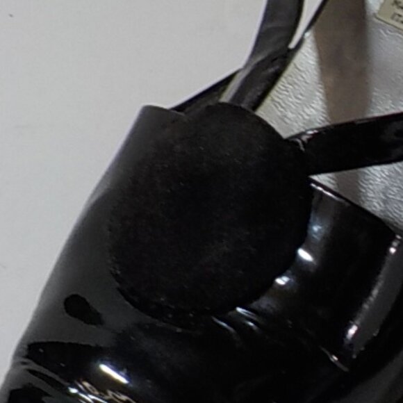 VIA SPIGA, Black Patent Leather, Sling Back Pumps with Suede Button Accent - Picture 11 of 11